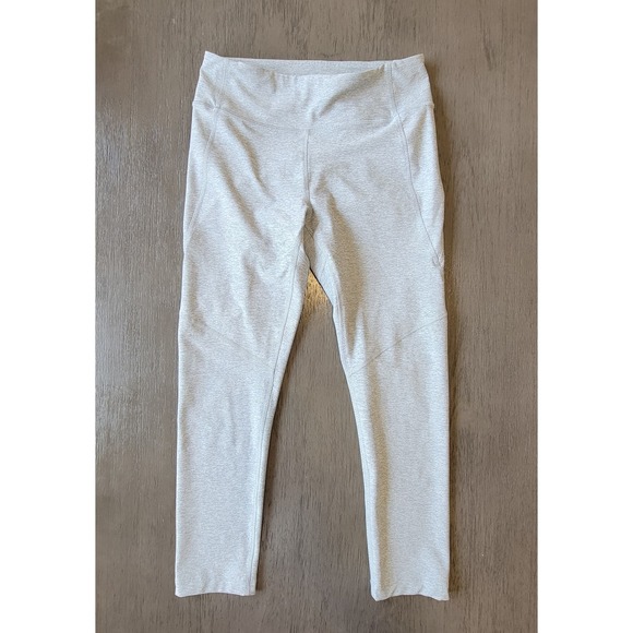 Outdoor Voices Warm-Up 3/4 Leggings Color Dove (Grey) Size Medium - Picture 2 of 7